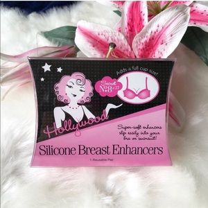 👙Hollywood Fashion Silicone Breast Enhancers